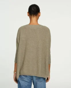 Kujten Sweaters & Sweatshirts><noscript><img width=