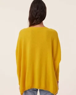 Kujten Sweaters & Sweatshirts><noscript><img width=