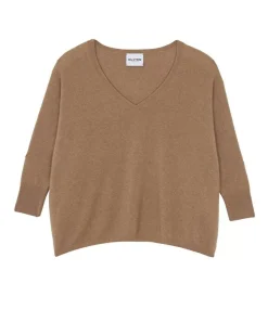 Kujten Sweaters & Sweatshirts><noscript><img width=