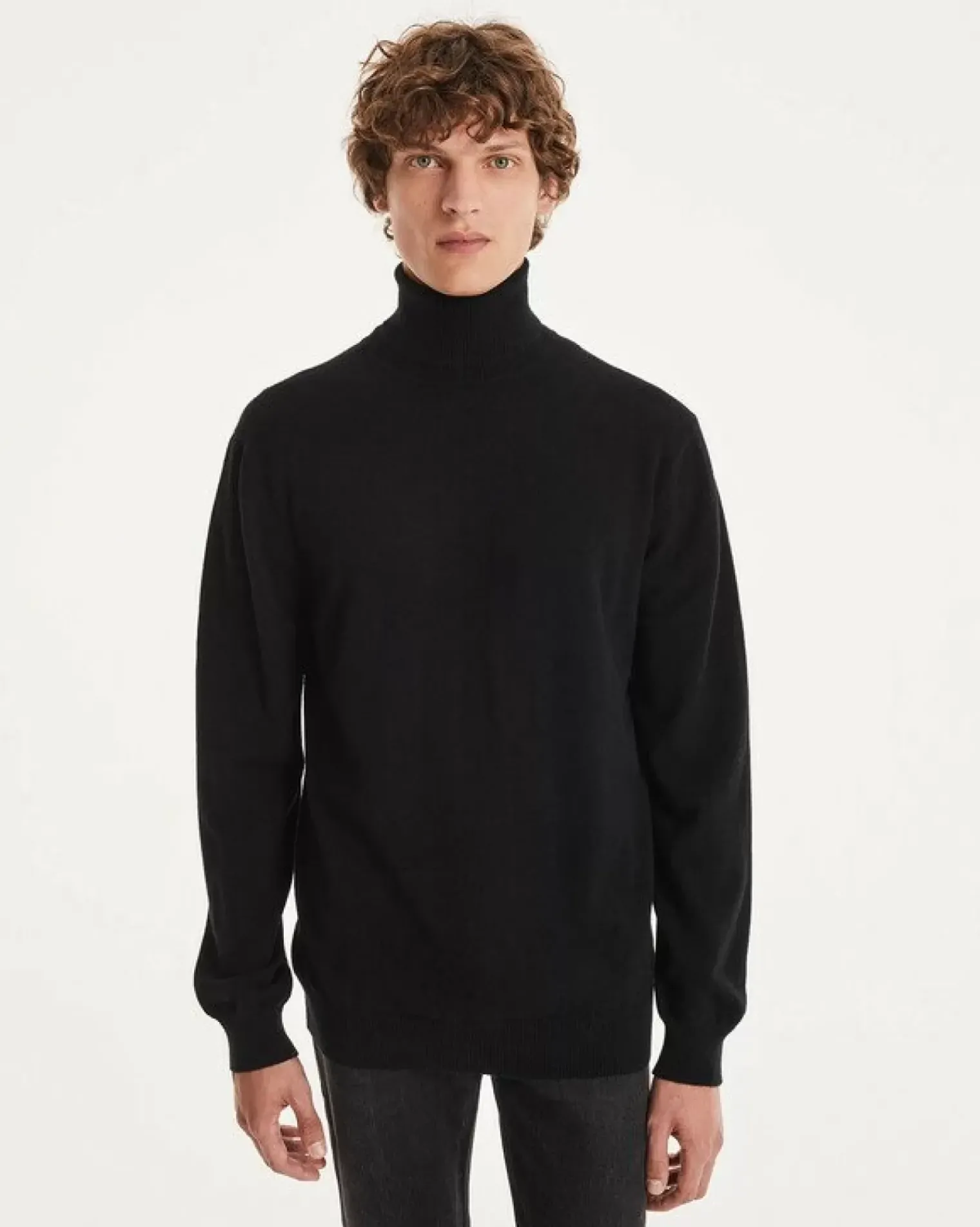 Kujten Sweaters & Sweatshirts>Basic Turtleneck Man Cashmere Sweater, 2-Threads Noir