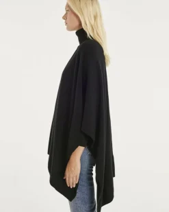 Kujten Capes & Ponchos><noscript><img width=