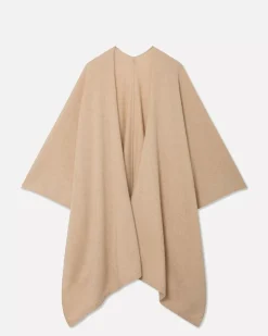 Kujten Capes & Ponchos><noscript><img width=