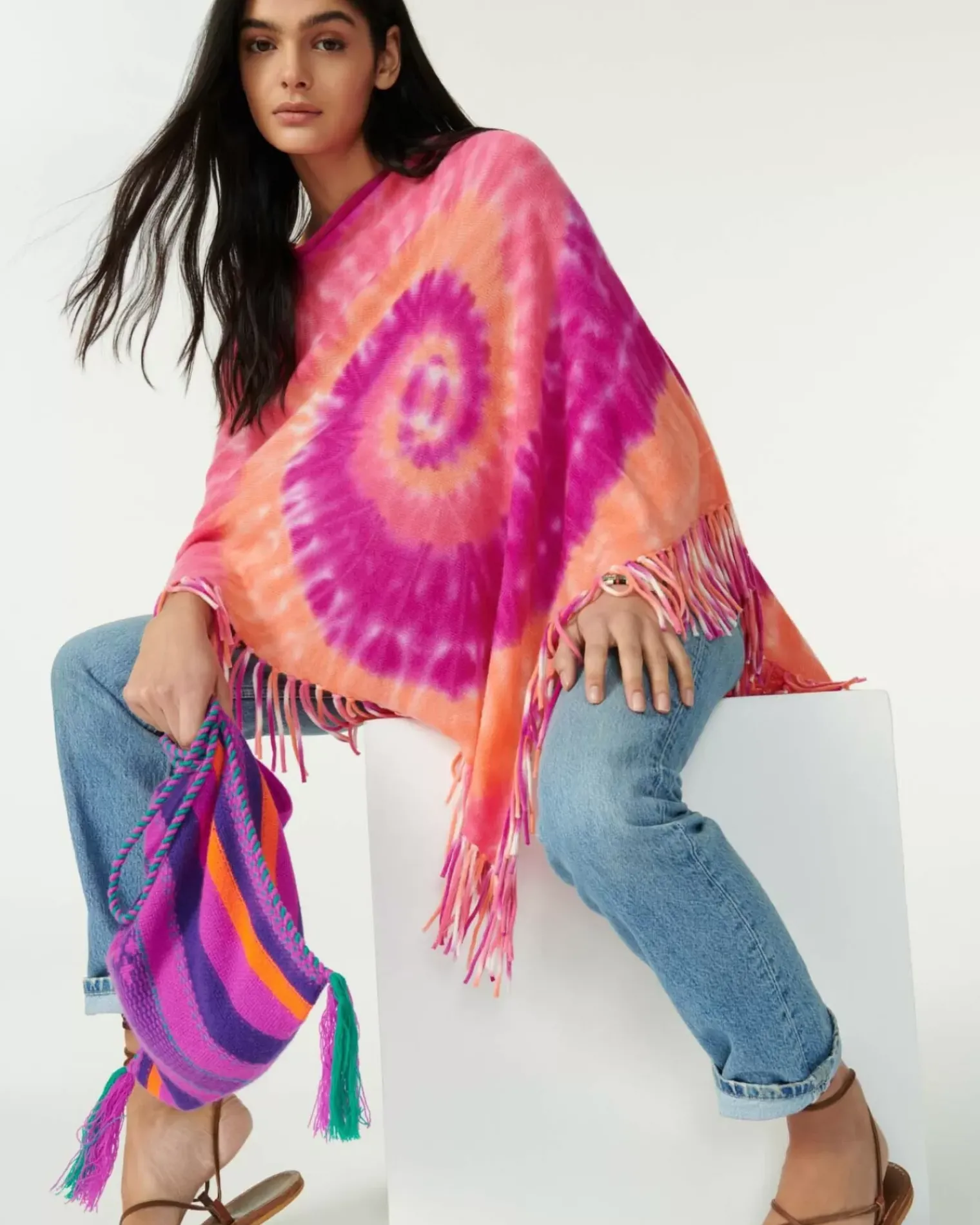 Kujten Capes & Ponchos>Cashmere Fringed Poncho Rose Neon
