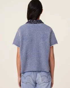 Kujten Jackets & Vests><noscript><img width=