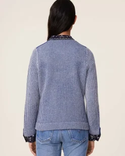 Kujten Jackets & Vests><noscript><img width=