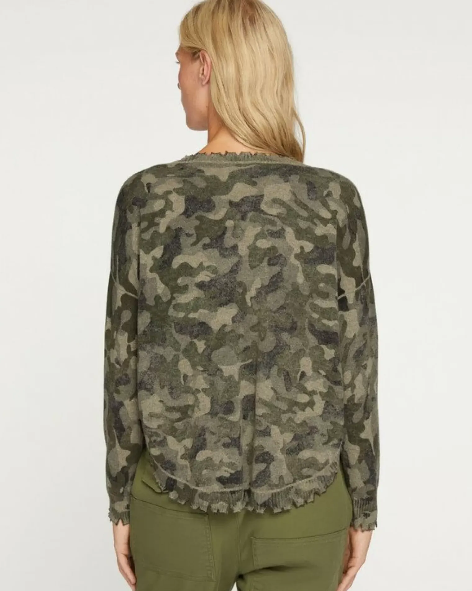 Kujten Sweaters & Sweatshirts>Cashmere Round Neck Sweater Kaki Chine