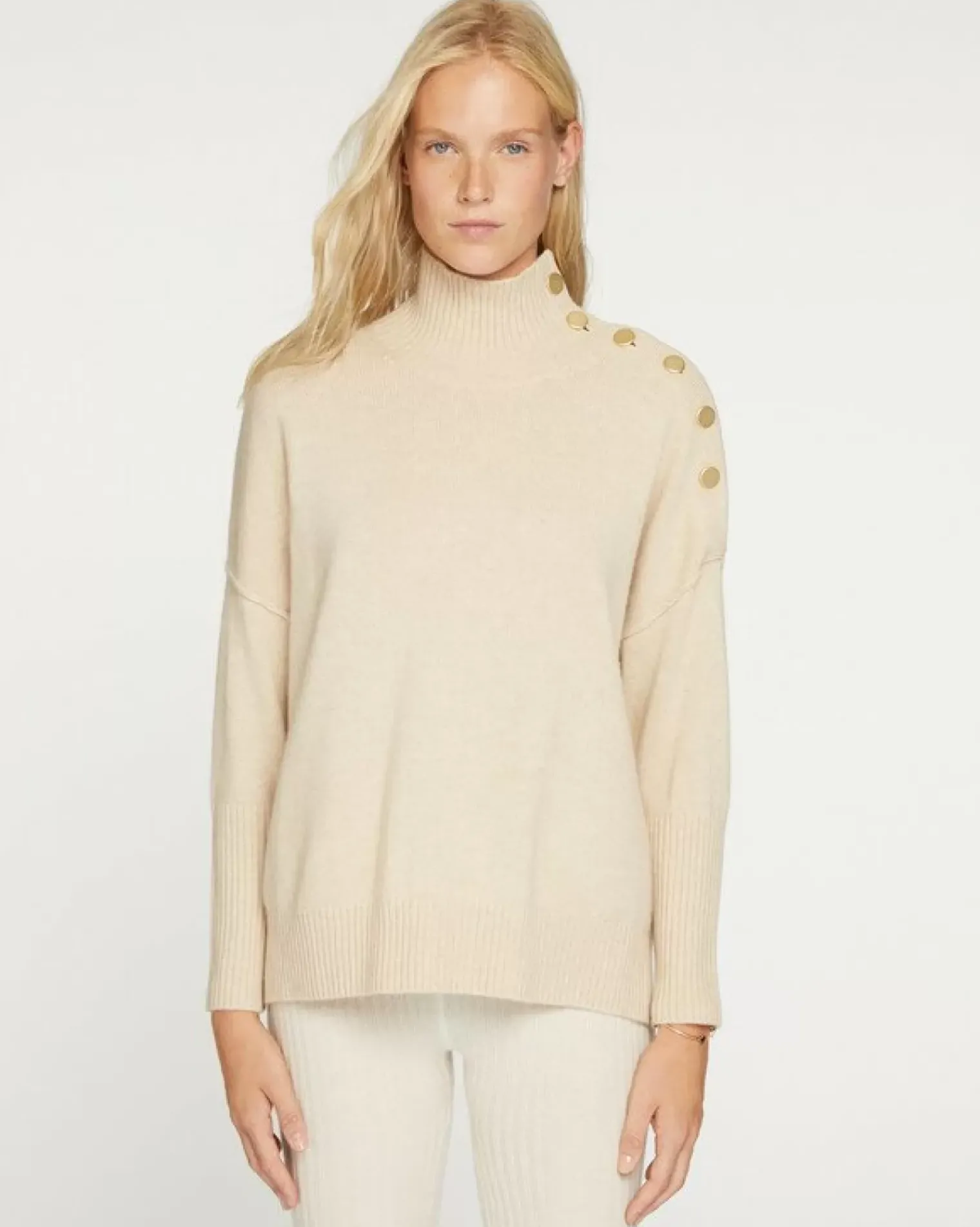 Kujten Sweaters & Sweatshirts>Cashmere Sweater With Gold Buttons Organique