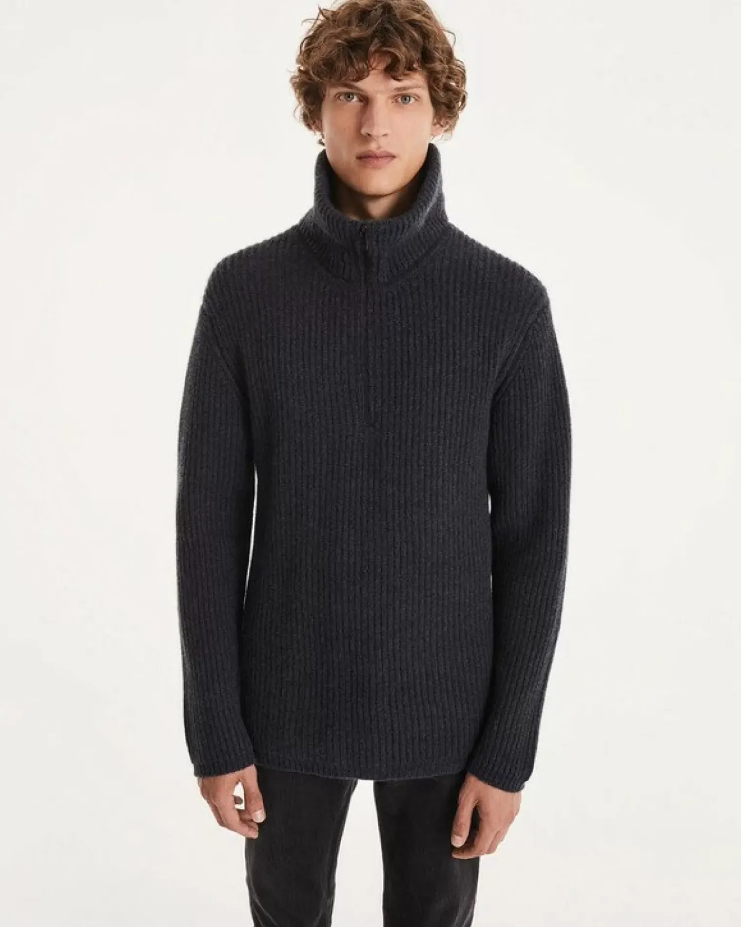 Kujten Sweaters & Sweatshirts>Cashmere Trucker Turtleneck Sweater Ocean