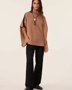 Kujten Capes & Ponchos>Cashmere Turtleneck Poncho Smok Stripe, 10-Threads Camelo