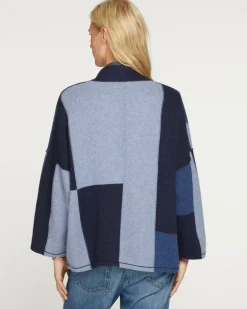 Kujten Jackets & Vests><noscript><img width=