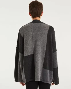 Kujten Jackets & Vests><noscript><img width=