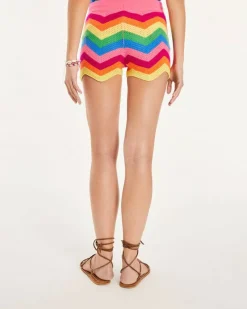 Kujten Pants & Shorts><noscript><img width=