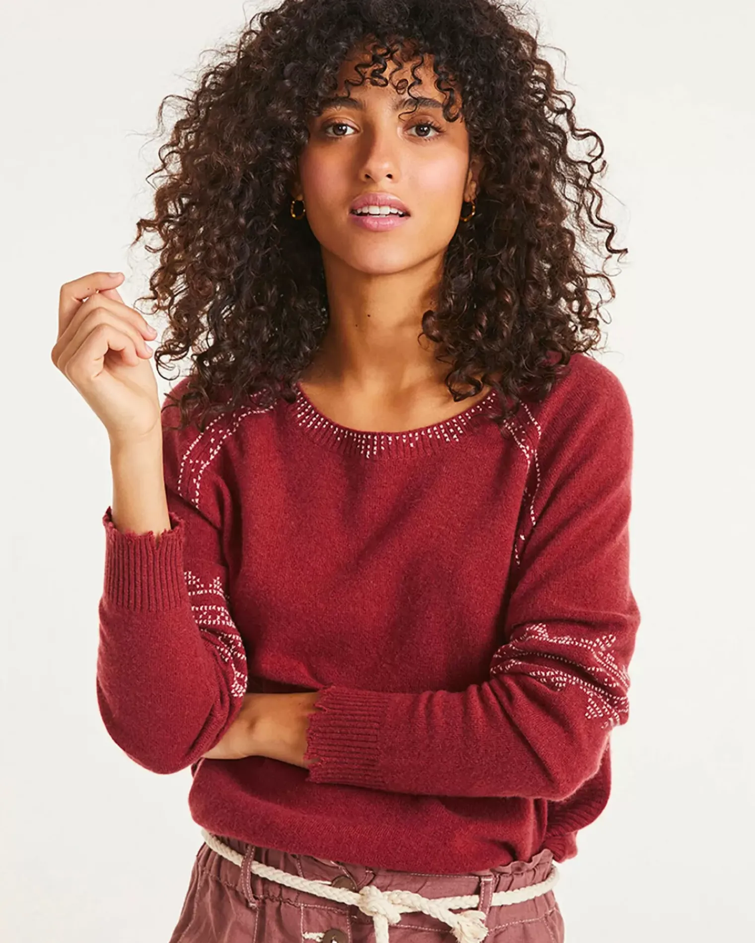Kujten Sweaters & Sweatshirts>Embroidery Round Neck Cashmere Sweater Sierra