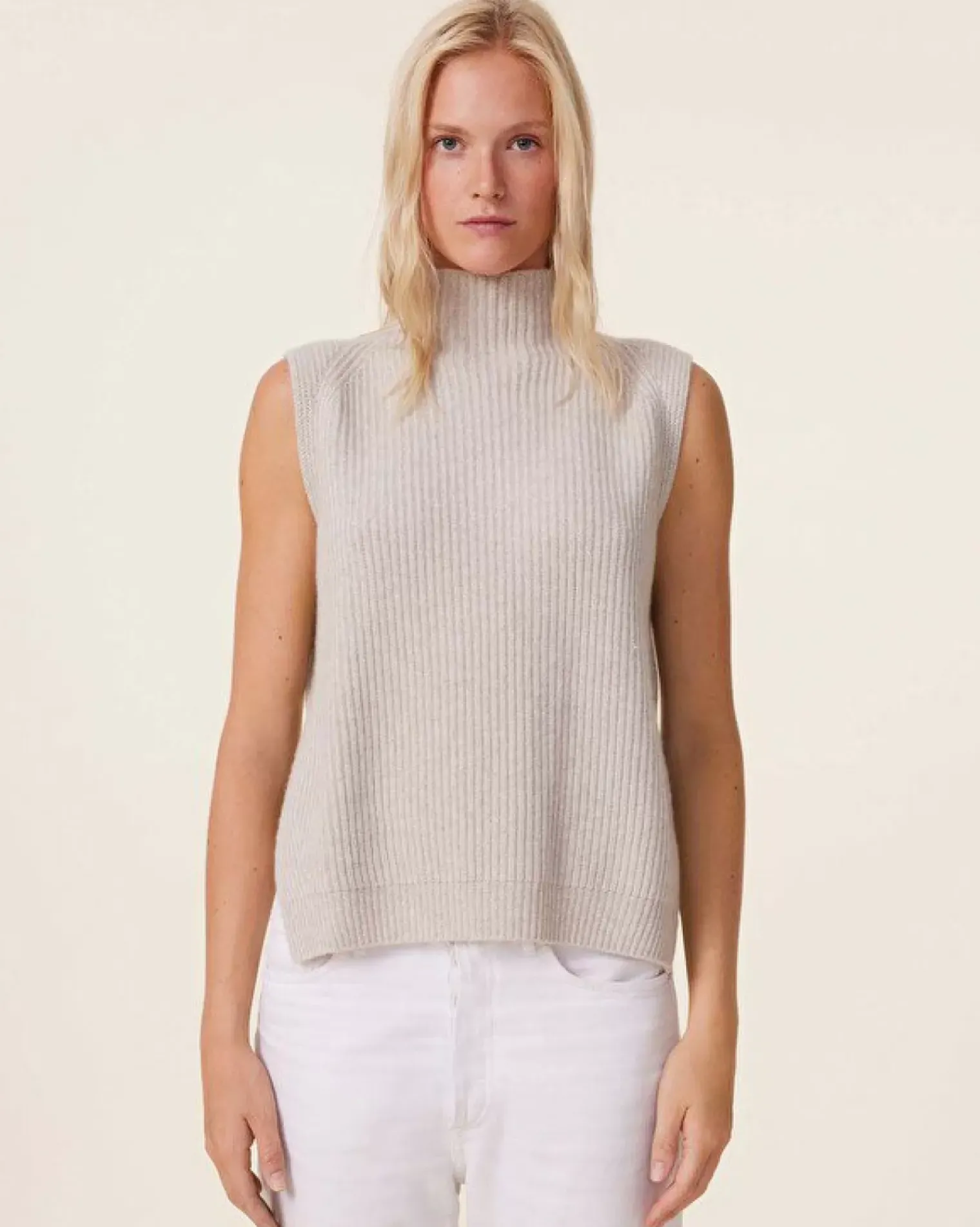 Kujten Sweaters & Sweatshirts>Funnel Neck Sleeveless Cashmere Sweater, 6-Threads Avoine