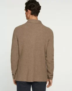 Kujten Jackets & Vests><noscript><img width=
