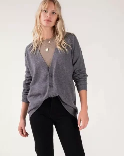 Kujten Jackets & Vests><noscript><img width=