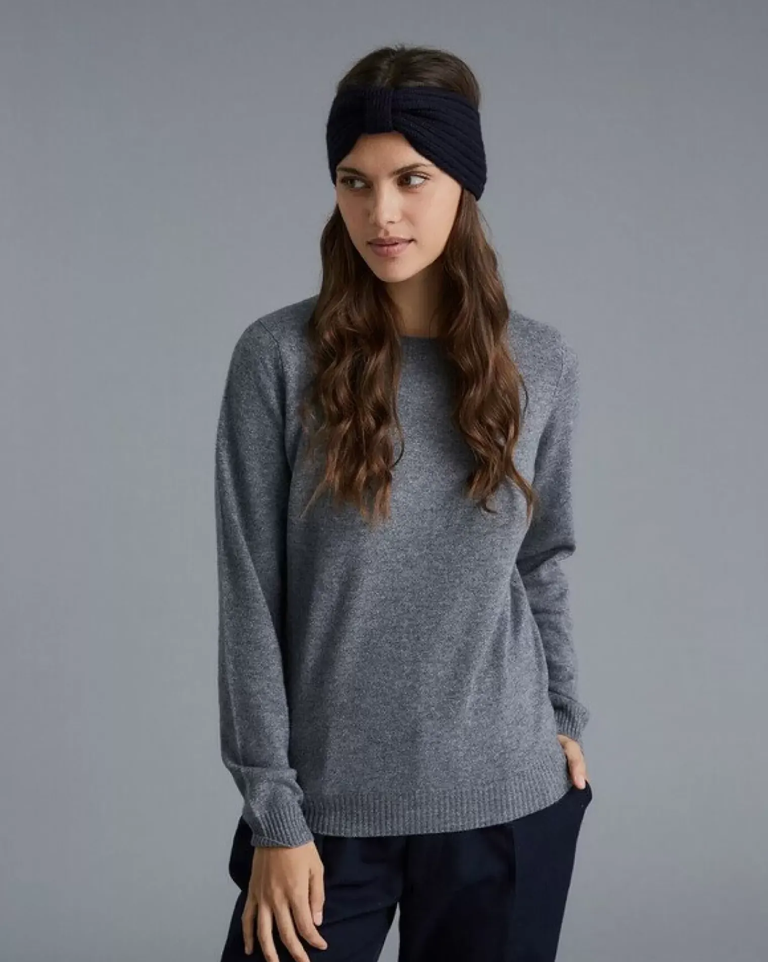 Kujten Sweaters & Sweatshirts>Long Sleeves Round Neck Cashmere Sweater Gris Flanelle