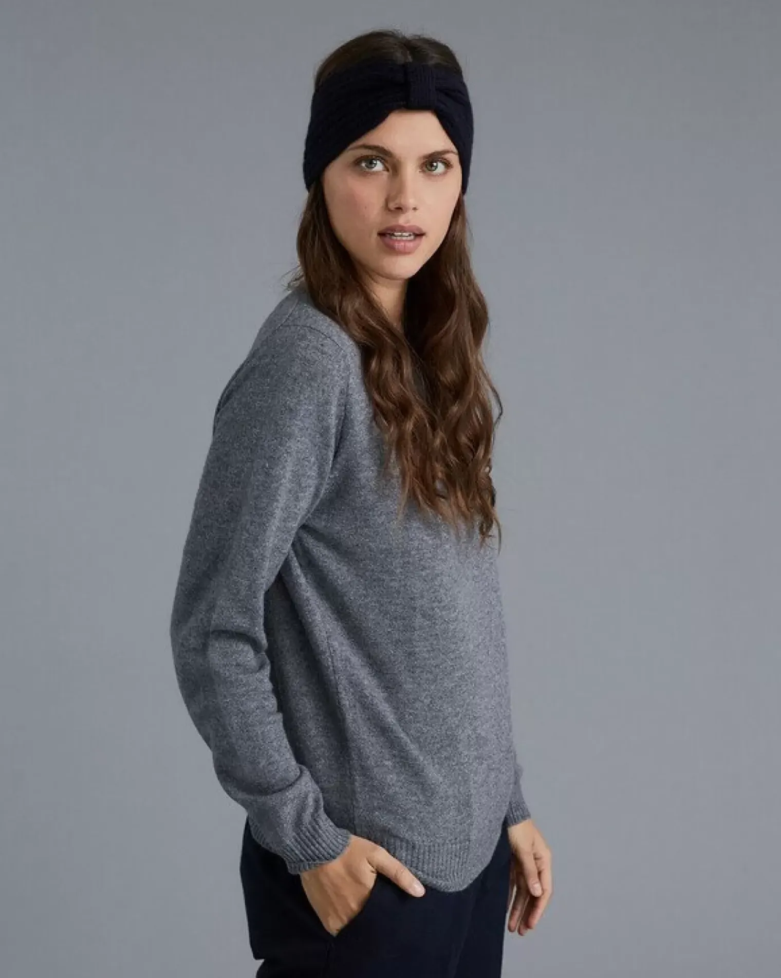 Kujten Sweaters & Sweatshirts>Long Sleeves Round Neck Cashmere Sweater Gris Flanelle