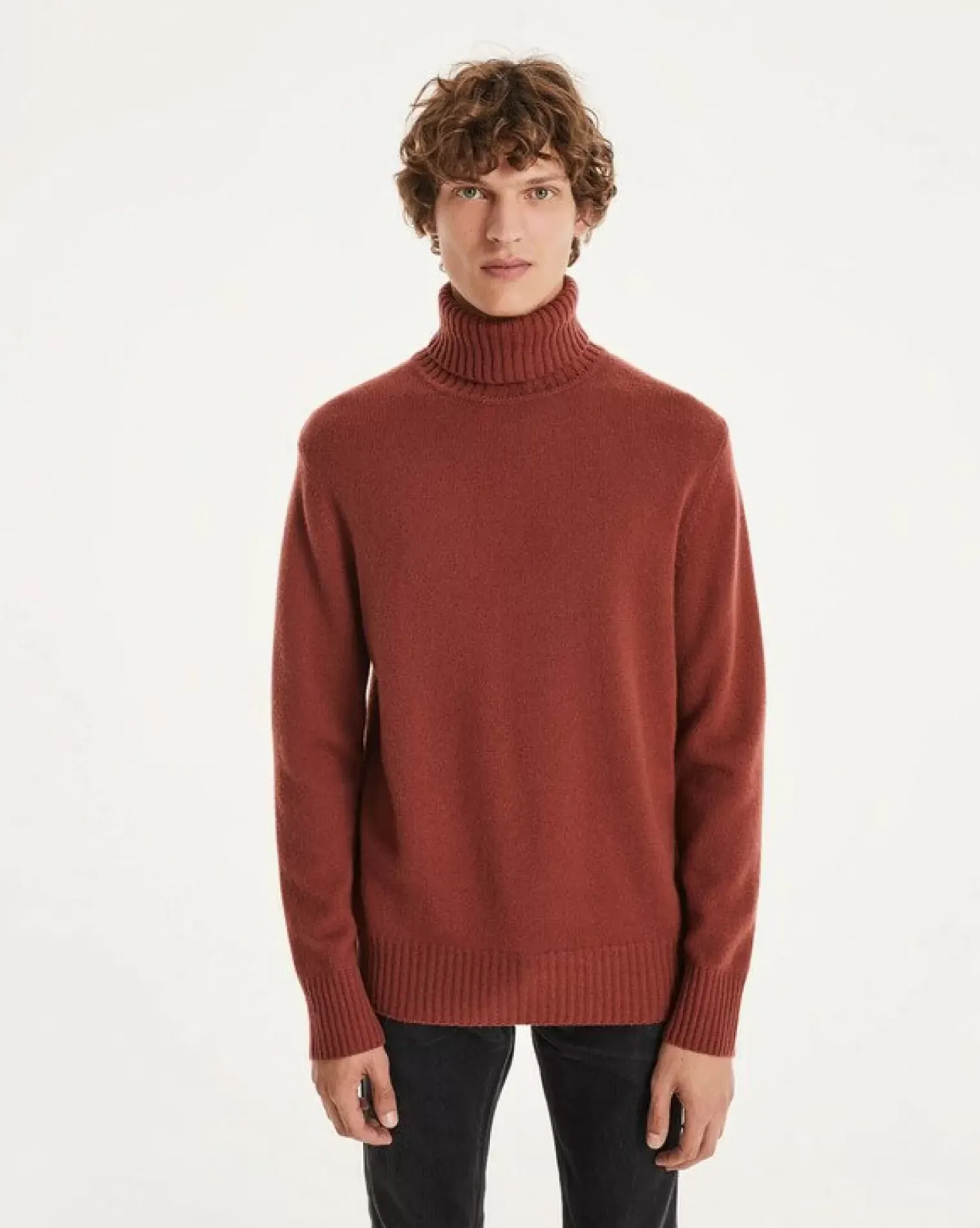 Kujten Sweaters & Sweatshirts>Long-Sleeved Turtleneck Cashmere Sweater Bordeaux Sienne