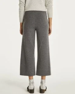 Kujten Pants & Shorts><noscript><img width=
