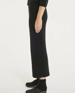 Kujten Pants & Shorts><noscript><img width=