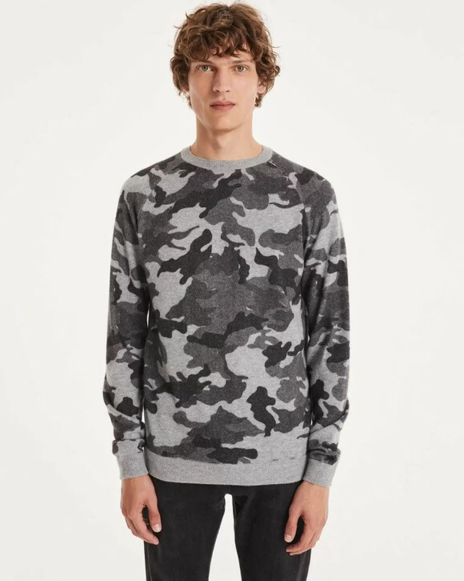 Kujten Sweaters & Sweatshirts>Men Printed Round Neck Cashmere Sweater Camou Gris