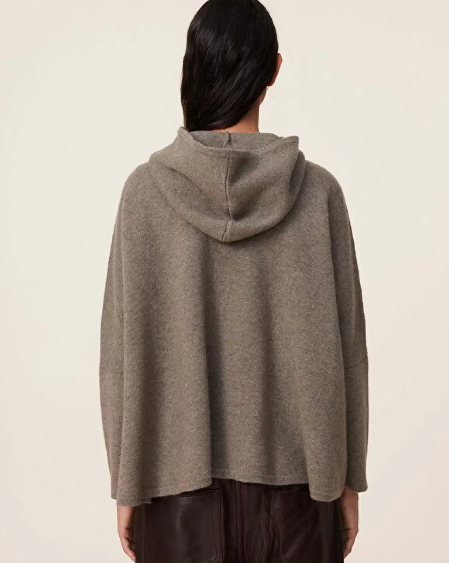 Kujten Hoodies>Milano Oversized Cashmere Hoodie, 2-Threads Kaki Chine
