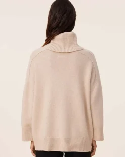 Kujten Sweaters & Sweatshirts><noscript><img width=