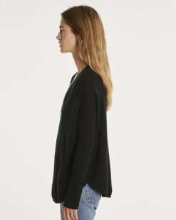 Kujten Sweaters & Sweatshirts><noscript><img width=