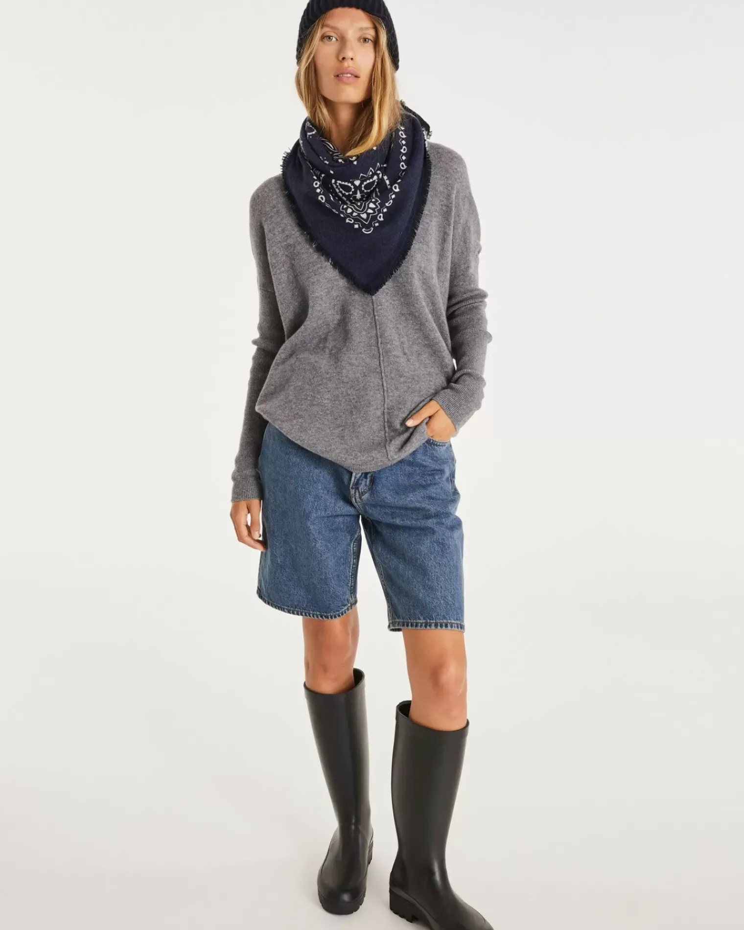 Kujten Sweaters & Sweatshirts>Oversize Woman V-Neck Cashmere Sweater Gris Flanelle