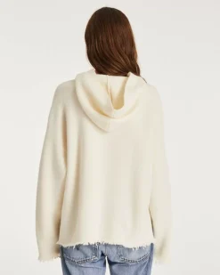 Kujten Capes & Ponchos><noscript><img width=