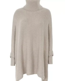 Kujten Capes & Ponchos><noscript><img width=