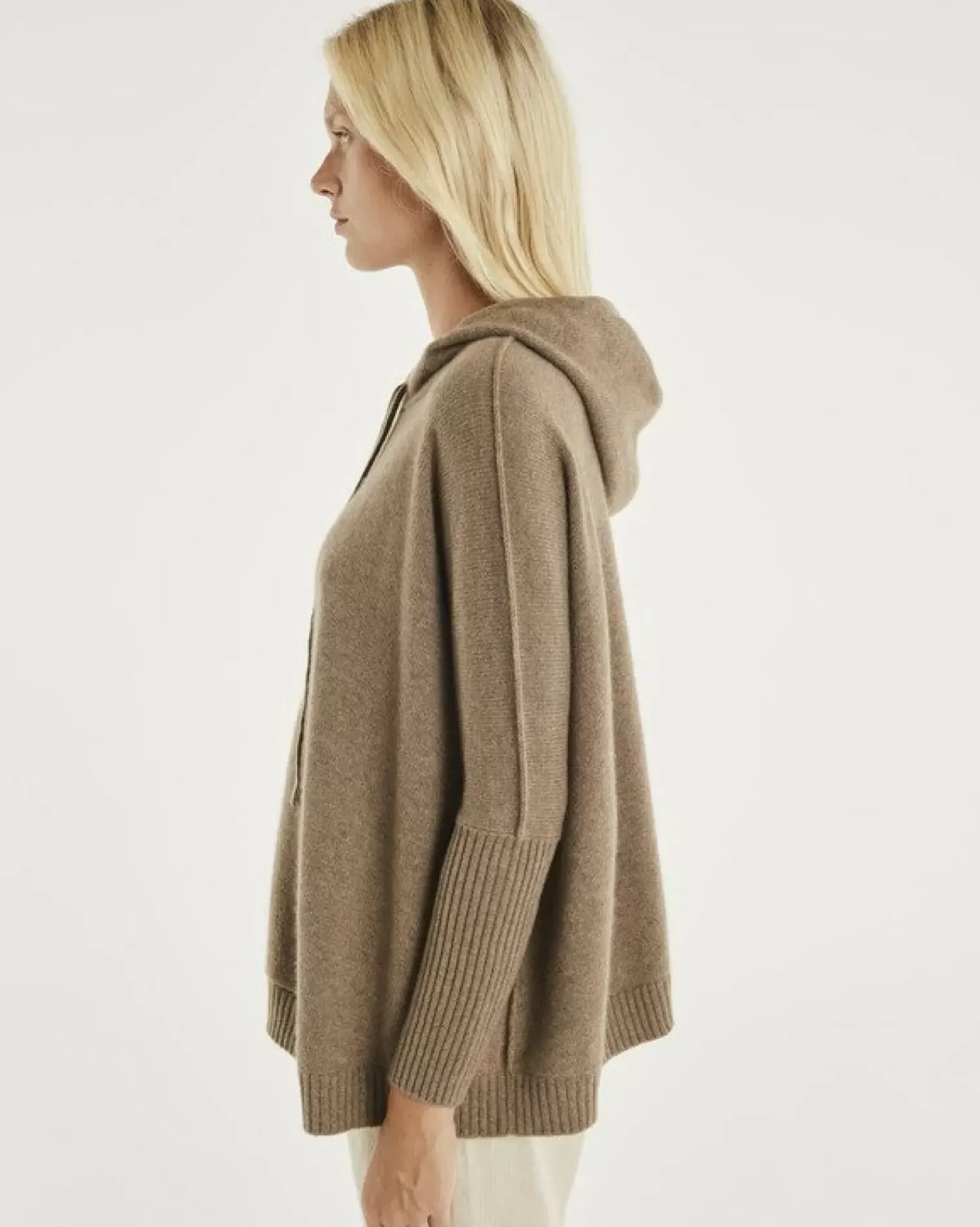 Kujten Hoodies>Oversized Long-Sleeved Hoodie Beige Taupe