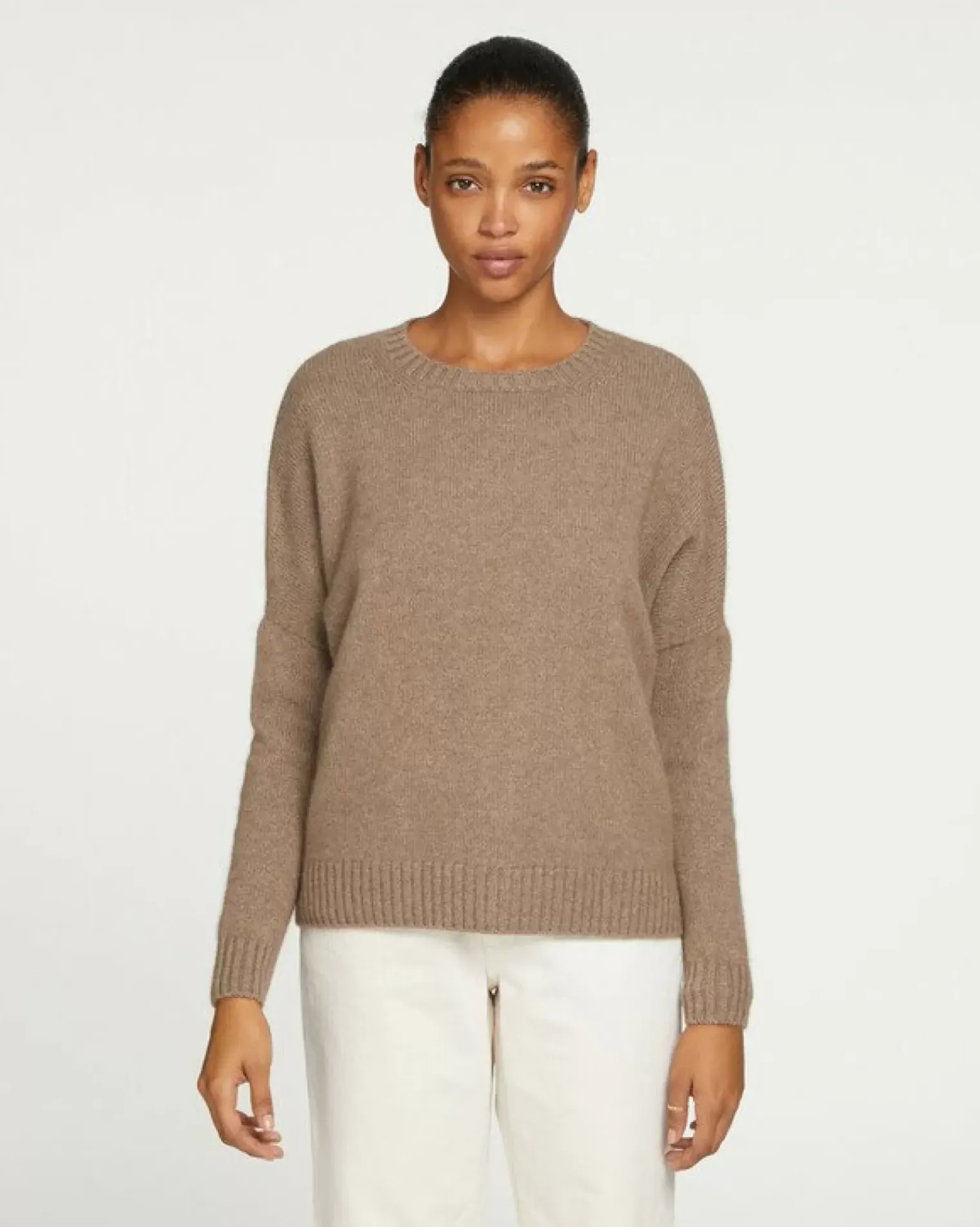 Kujten Sweaters & Sweatshirts>Oversized Round Neck Cashmere Sweater Beige Taupe