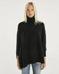 Kujten Capes & Ponchos>Oversized Turtleneck Cashmere Poncho Noir