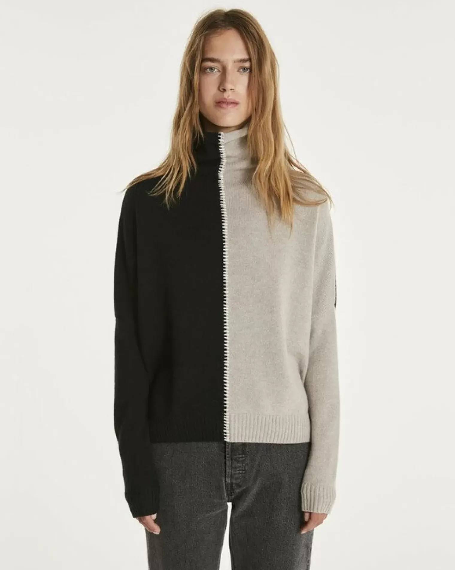 Kujten Sweaters & Sweatshirts>Oversized Turtleneck Cashmere Sweater Silk