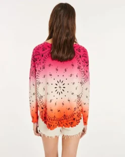 Kujten Sweaters & Sweatshirts><noscript><img width=