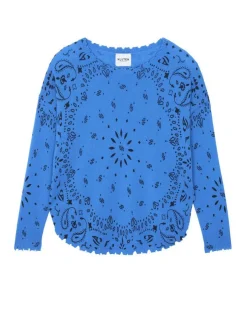 Kujten Sweaters & Sweatshirts><noscript><img width=