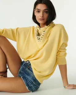 Kujten Sweaters & Sweatshirts>Round Neck Cashmere Sweater Jaune Eggshell