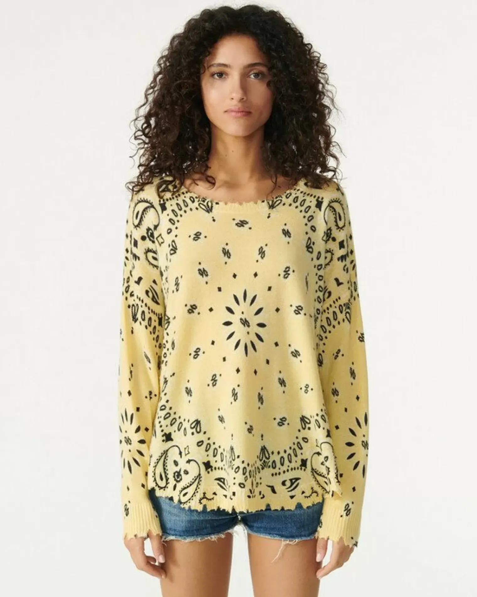 Kujten Sweaters & Sweatshirts>Round Neck Cashmere Sweater Jaune Eggshell