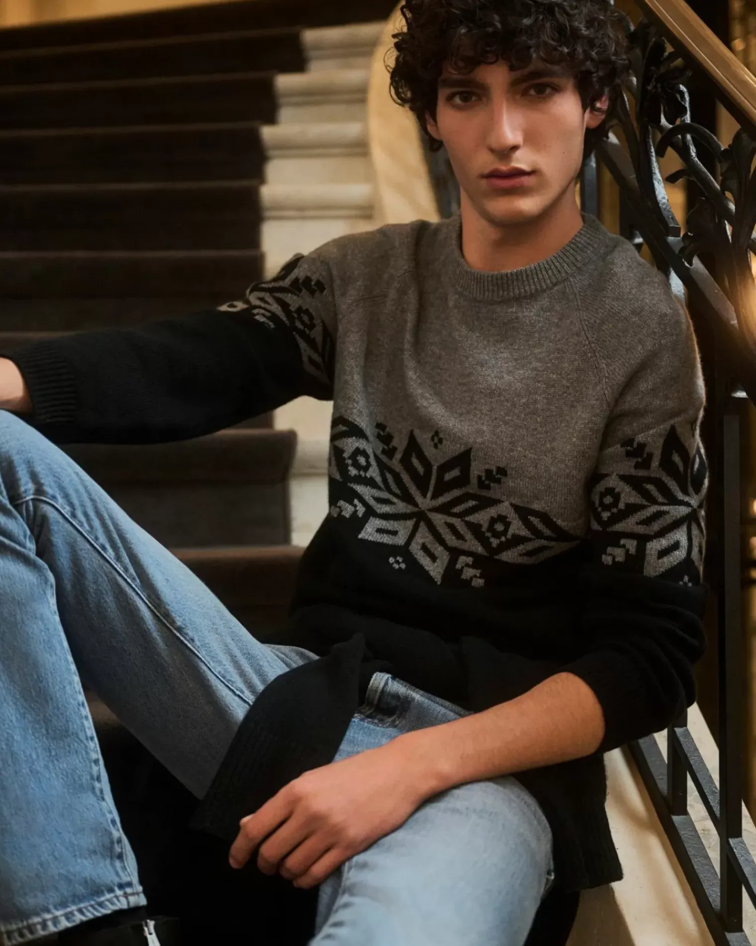 Kujten Sweaters & Sweatshirts>Round Neck Ski Sweater And Long Sleeves Noir