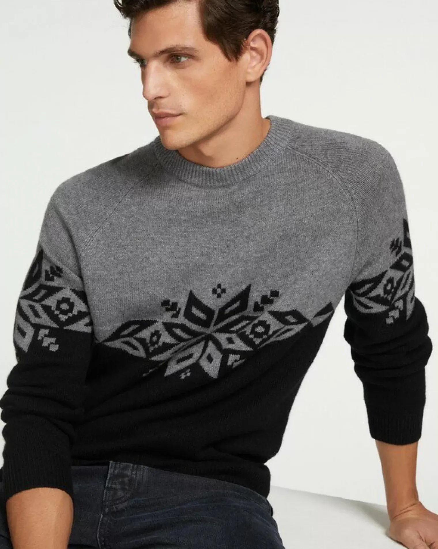 Kujten Sweaters & Sweatshirts>Round Neck Ski Sweater And Long Sleeves Noir