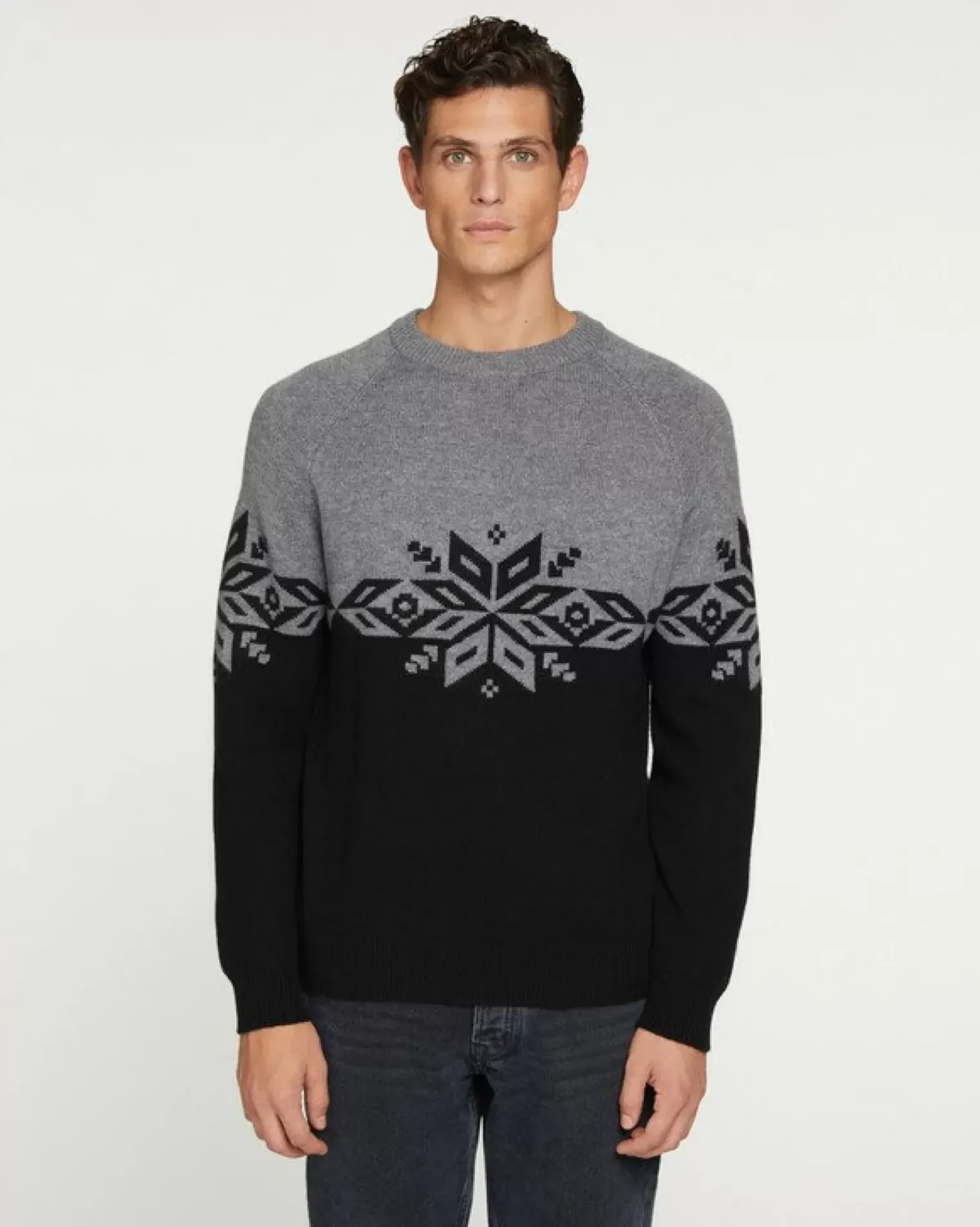 Kujten Sweaters & Sweatshirts>Round Neck Ski Sweater And Long Sleeves Noir