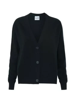 Kujten Jackets & Vests><noscript><img width=
