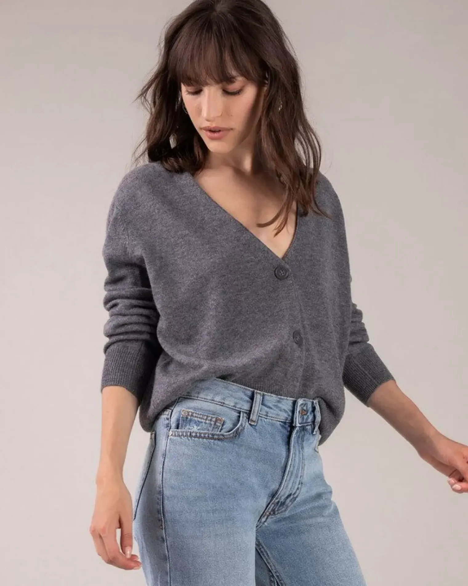 Kujten Jackets & Vests>Short Long Sleeves Cashmere Cardigan Gris Flanelle