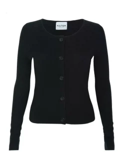 Kujten Jackets & Vests><noscript><img width=