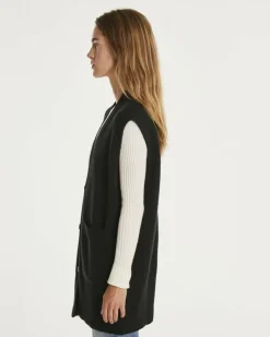 Kujten Jackets & Vests><noscript><img width=