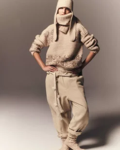 Kujten Sweaters & Sweatshirts>Turtleneck Cashmere Sweater, 10-Threads Organique