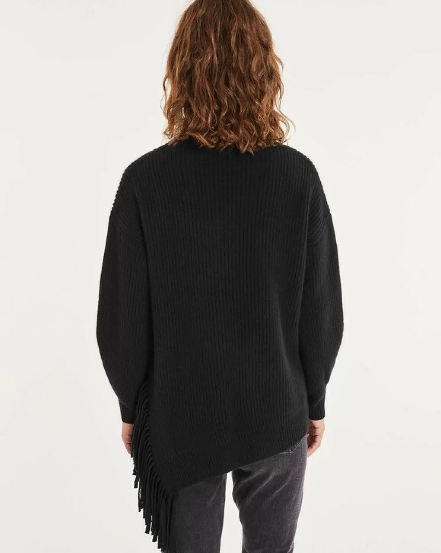 Kujten Sweaters & Sweatshirts>Turtleneck Fringed Cashmere Sweater Noir