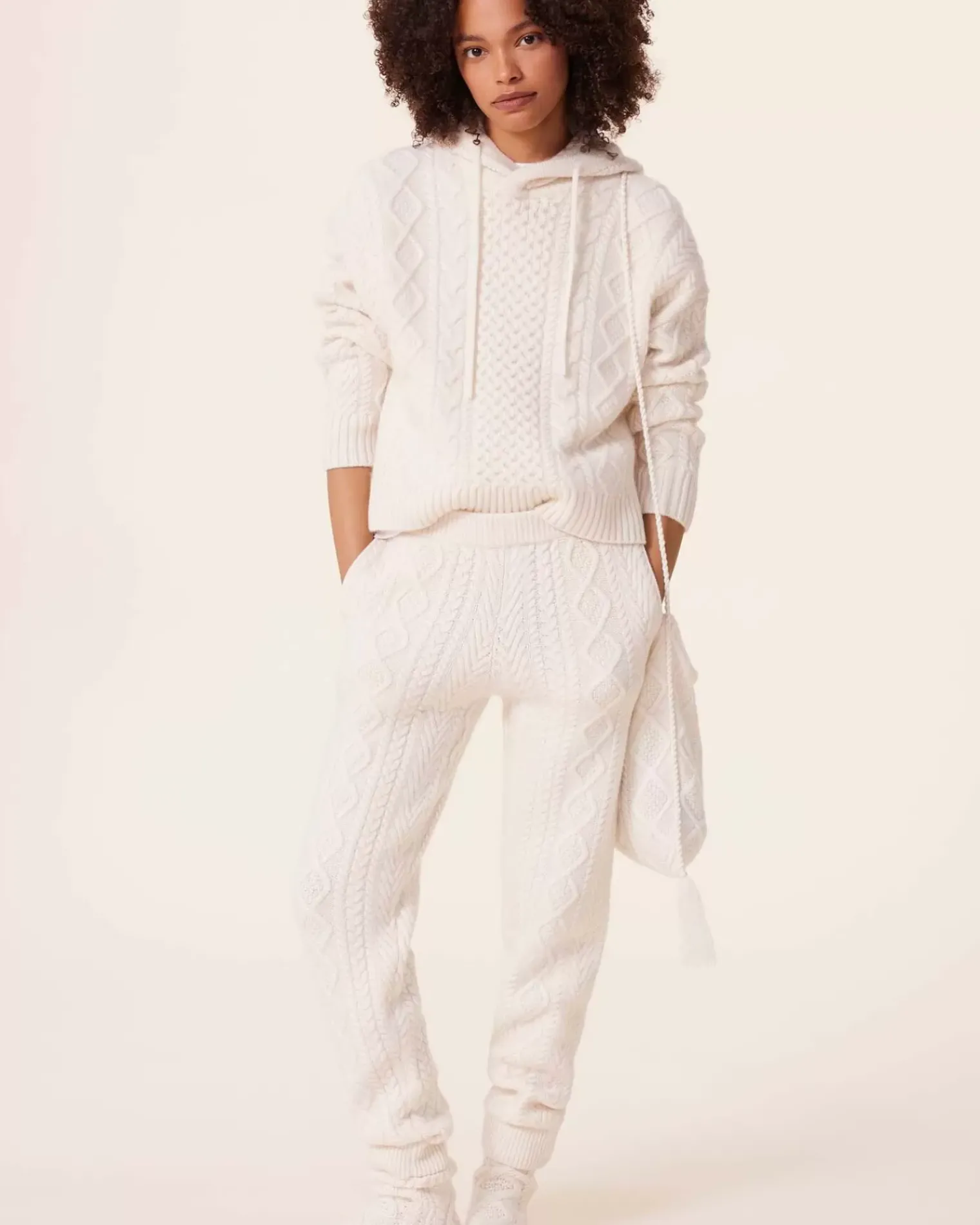 Kujten Pants & Shorts>Twisted Cashmere Joggers, 8-Threads Blanc